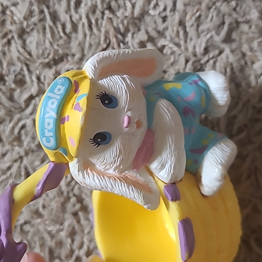 Hallmark 1991 Crayola Bunny Figurine - Bunny Easter Basket by Binney and Smith - Picture 8 of 9